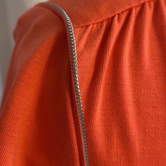 Beautiful Coral Zipper Detail Nygard T Shirt. Size XS-Small - Picture 3 of 9